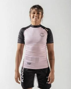 Kingz Born To Rule Women's S/S Rashguard Rosa