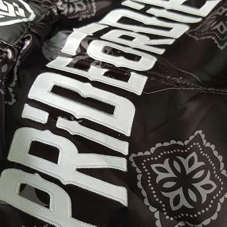 Pride Or Die Muay Thai Shorts Nero-Bianco - immagine 7