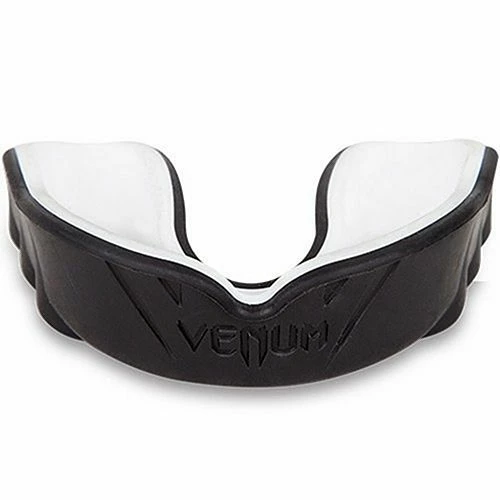Venum Challenger Mouthguard Nero-Bianco - immagine 2