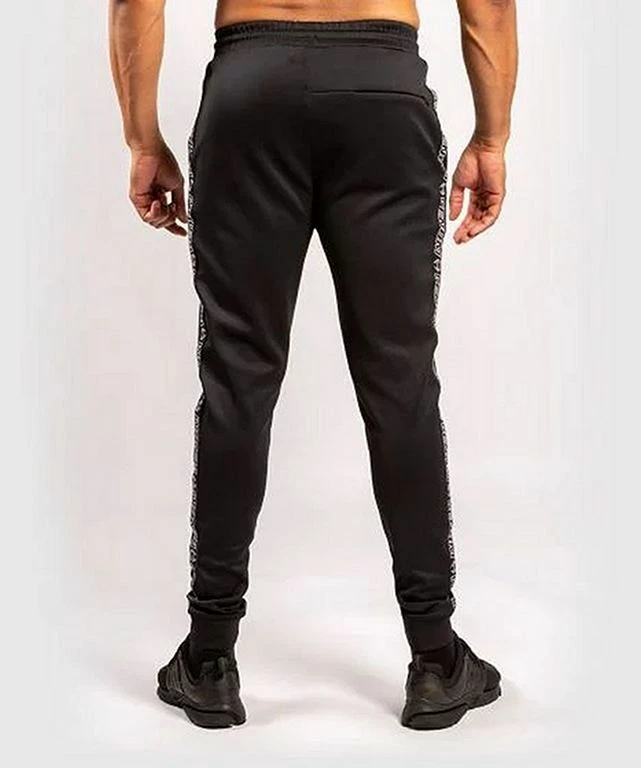 Venum Club 212 Joggers Nero-Bianco - immagine 2