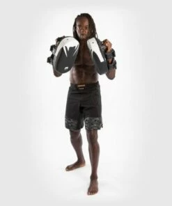 Venum Light Kick Pads Nero-Bianco