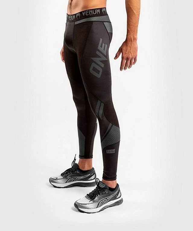 Venum ONE FC Impact Compresssion Tights Nero-Nero - immagine 3