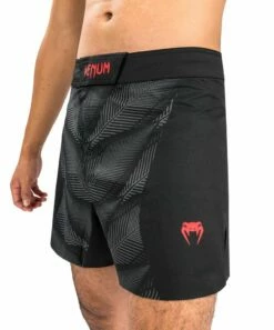 Venum Phantom Fightshorts Nero-Rosso