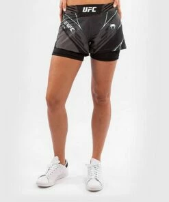 Venum UFC Authentic Fight Night Womens Short Fit Nero