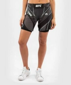 Venum UFC Authentic Fight Night Womens Shorts Long Fit Nero