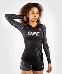 Venum UFC Authentic Fight Week Women Performance Long Sleeve Rashguard Nero